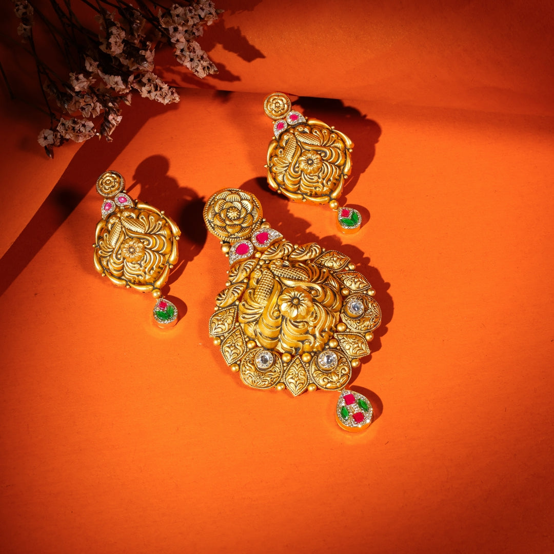 Luxury Accent Pendant