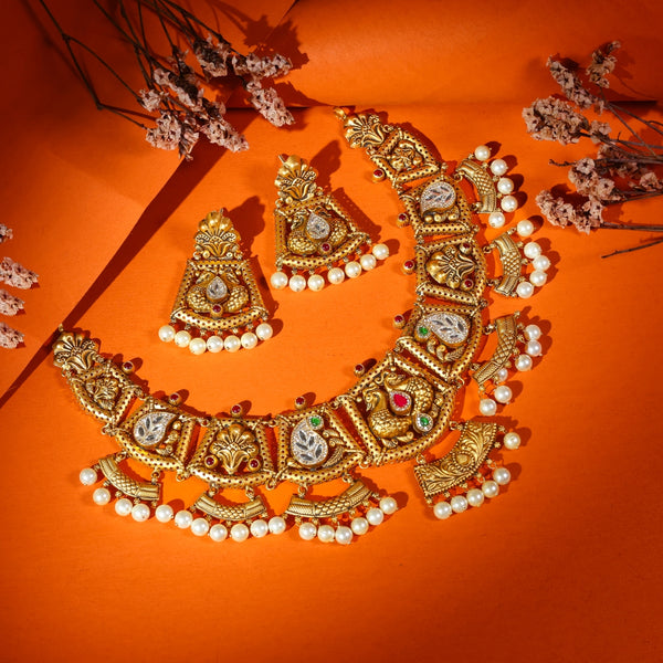 Regal Gold Set