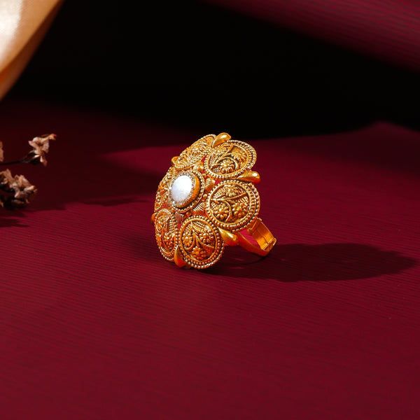 Serene Centerpiece Ring