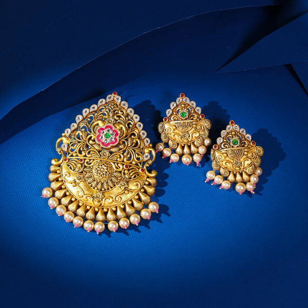 Elegant Opulent Pendant