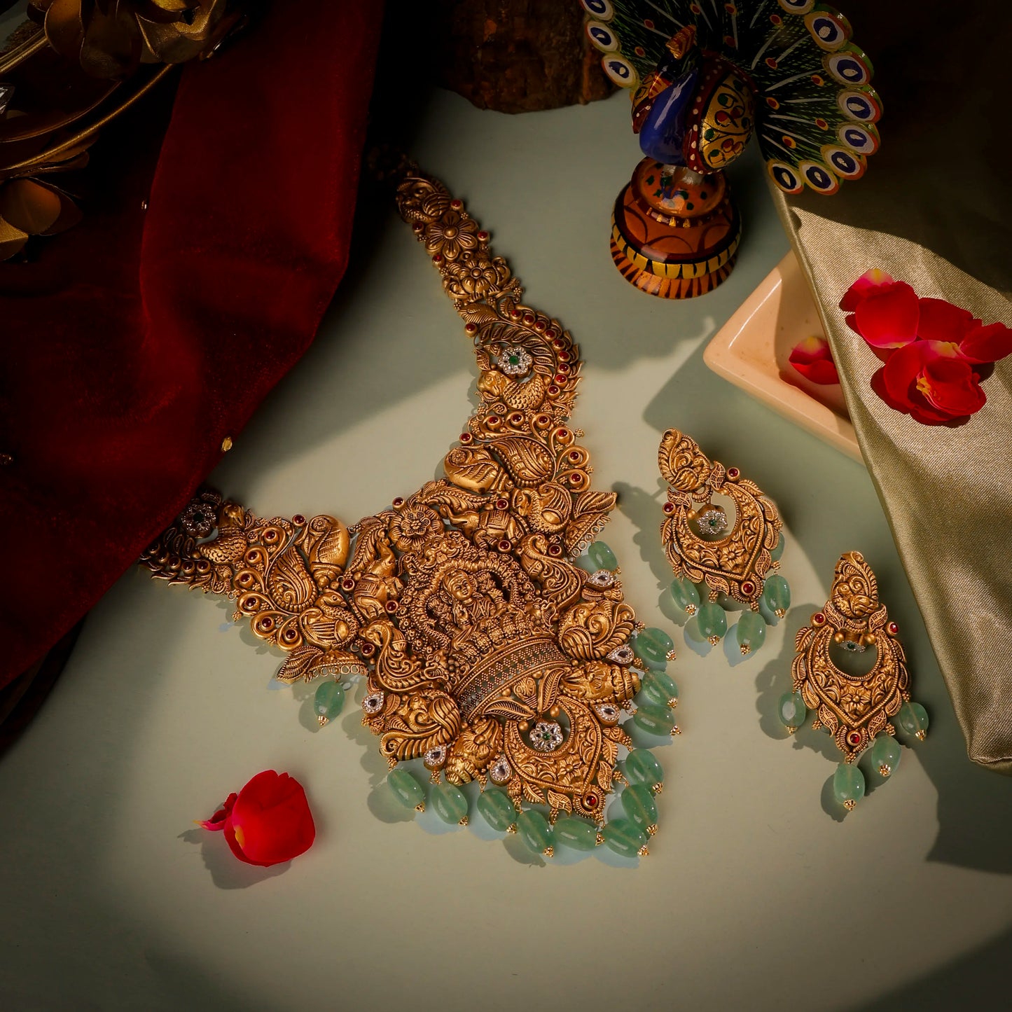 Antique Deity Haar