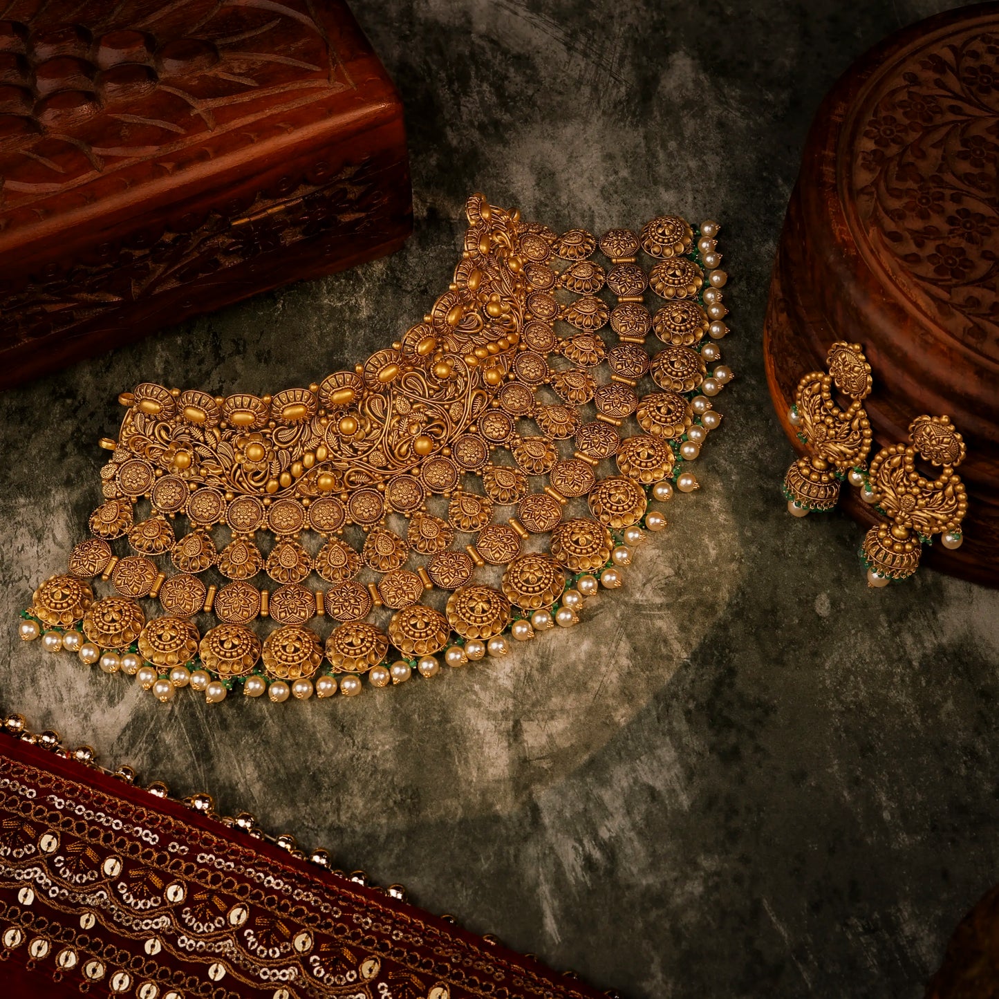 Scalloped Layered Choker